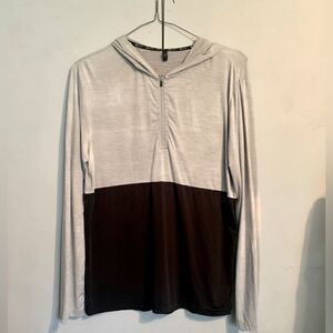 Gaiam men’s athletic shirt